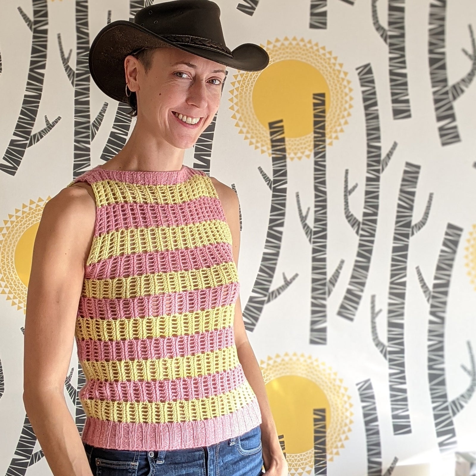 Rebecca wearing Power Sundae in TeaBerry and LemonLips