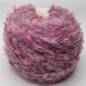 Naturally dyed Bulky Boucle - 50g cakes