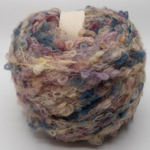 Naturally dyed Bulky Boucle - 50g cakes