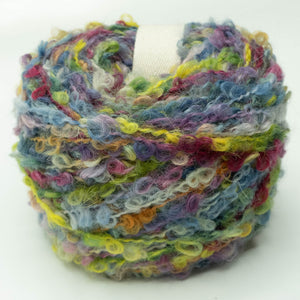 Naturally dyed Bulky Boucle - 50g cakes