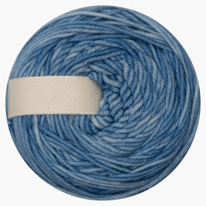 Naturally dyed soft worsted weight yarn - 100g cakes